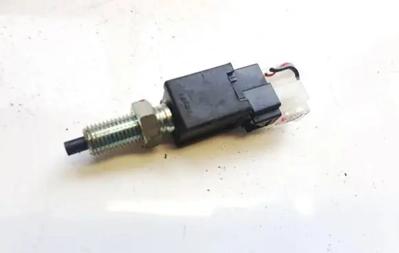 Mitsubishi Lancer X Brake pedal sensor switch