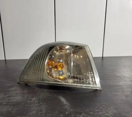 Volvo S40, V40 Front indicator light 017731513 01117