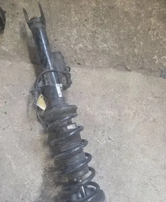 BMW 5 G30 G31 G38 Front shock absorber with coil spring 6866528 108450