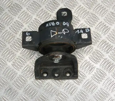 Chevrolet Aveo Engine mount bracket 9H2905