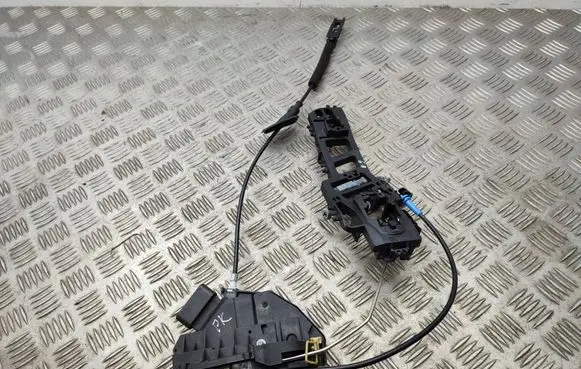 Ford Ecosport Front door lock CN15A219A65GD