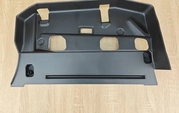 BMW 4 G22 G23 G24 G26 Dashboard lower bottom trim panel 6846843