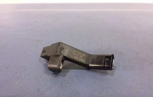 Skoda Superb B8 (3V) Sensor 04L906433B