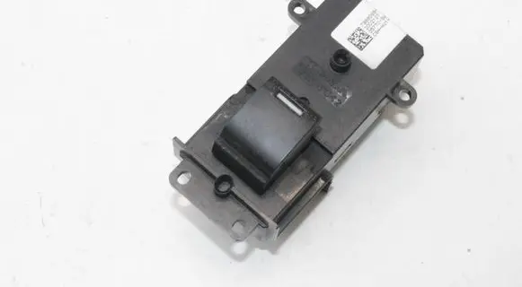 Honda CR-V Electric window control switch 35770SWAG01M2
