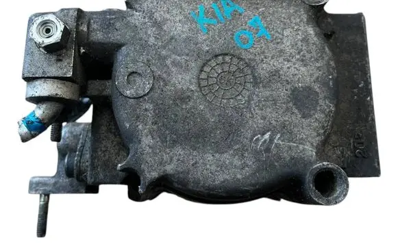 KIA Sorento Air conditioning (A/C) compressor (pump) 977013e350
