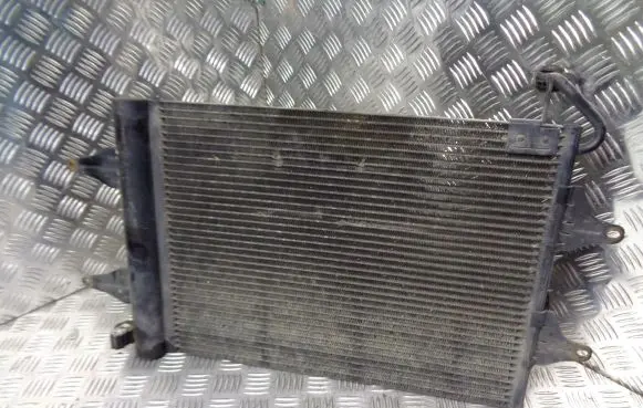 Volkswagen Polo IV 9N3 Air conditioning (A/C) radiator (interior) 