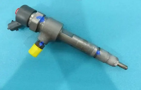 Fiat Punto (188) Fuel injector 0445110019 IMPRK802446