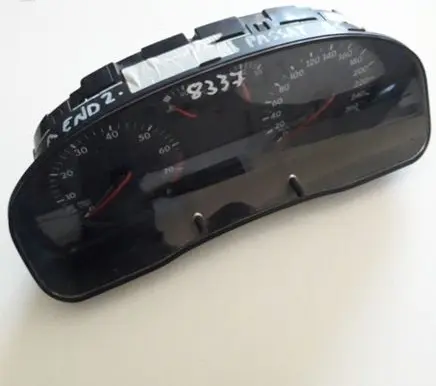 Volkswagen PASSAT B5 Speedometer (instrument cluster) 3B1919860A