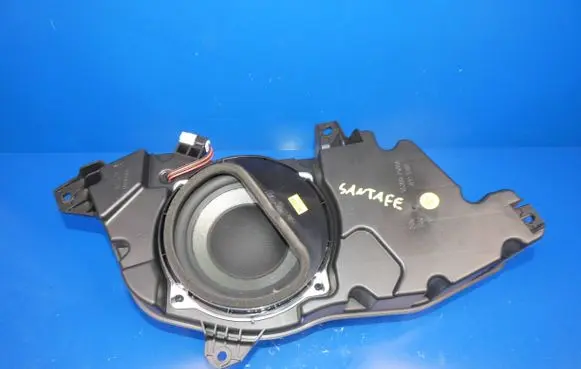 Hyundai Santa Fe Subwoofer speaker 963802W100