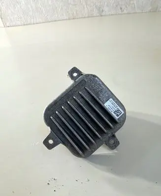 BMW X2 F39 LED ballast control module 90132031 91900128