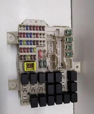 Mitsubishi Colt Fuse box set MN108319 04176E31 1791H0A1