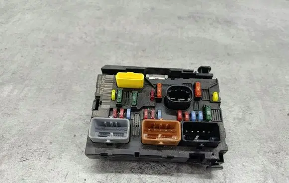 Citroen C3 Pluriel BSM Control unit