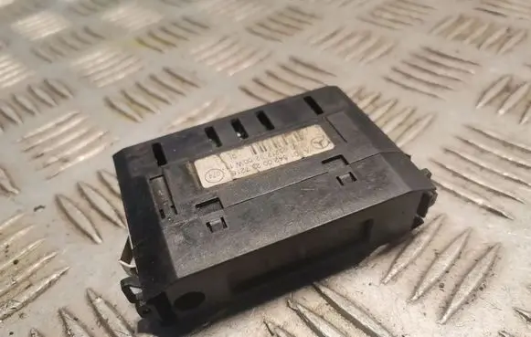 Mercedes-Benz S W220 Parking PDC sensor display screen 0015420023
