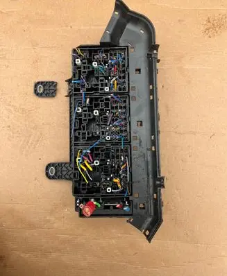 Jaguar F-Type Fuse box set GX7314K131EA P00139903B