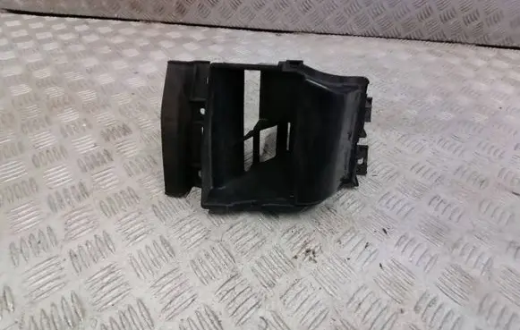 Suzuki Swift III Air intake duct part 1376080S0