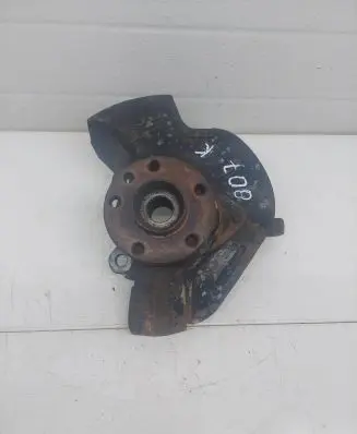 Peugeot 807 Front wheel hub spindle knuckle