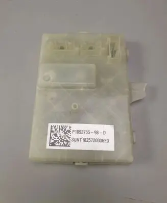 Tesla Model 3 Other control units/modules P109275598D 1825720036E0