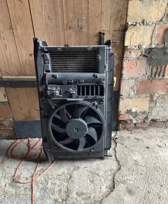 Citroen C4 I Picasso Coolant radiator