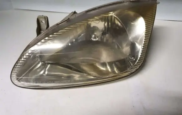 Hyundai Lantra II Headlight/headlamp