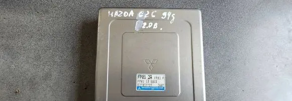 Mazda 626 Engine control unit/module FP0118881D