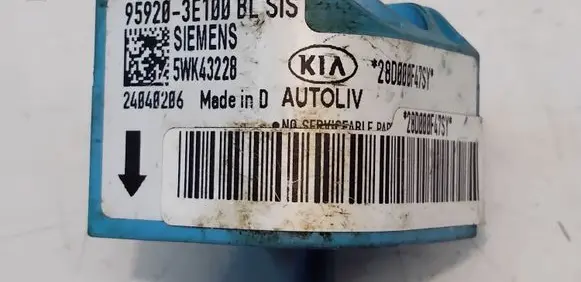 KIA Sorento Airbag deployment crash/impact sensor 959203E100 5WK43228