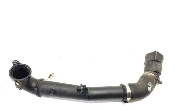 Volkswagen Golf VII Intercooler hose/pipe 04L145770H