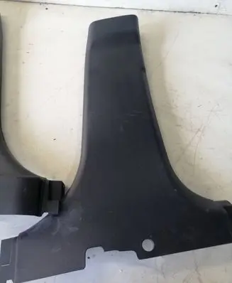 KIA Sportage (B) pillar trim (bottom) 858363U000
