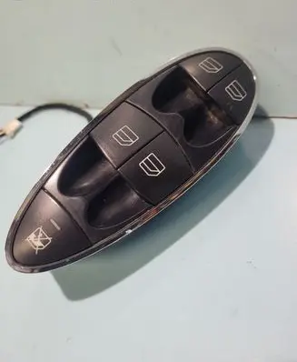 Mercedes-Benz E W211 Electric window control switch A2118219951