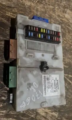 Volvo V70 Comfort/convenience module 7G9T14C256FA 30765624AE