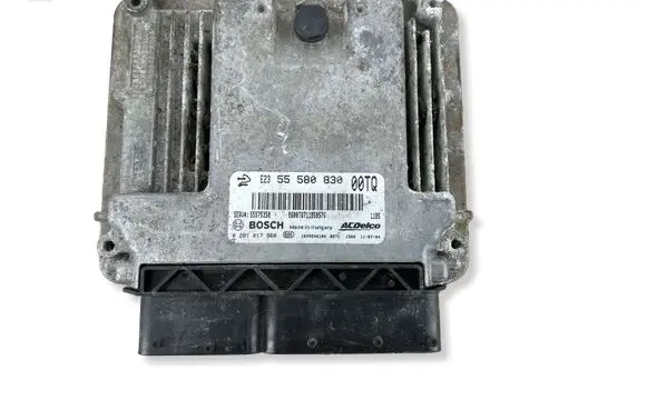 Opel Insignia A Engine control unit/module 55580830 55575350 0281017960