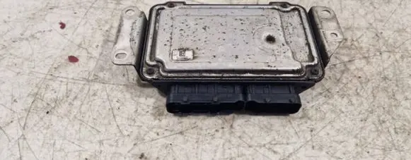 Toyota Yaris Engine control unit/module 896610H090 1039S34047 0261S04465
