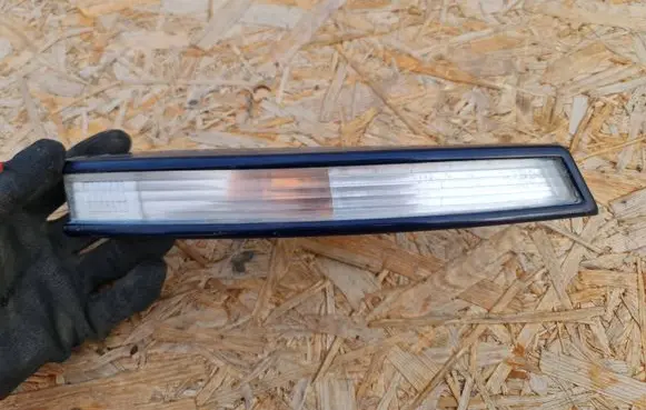 Volkswagen PASSAT B6 Front indicator light 3C0953042E