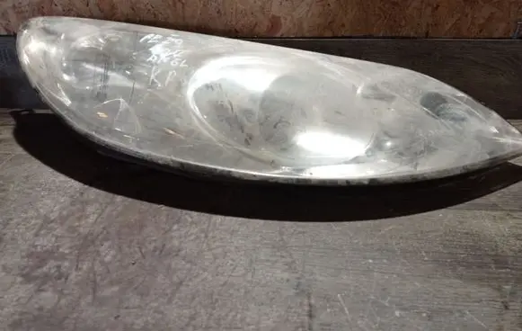 Peugeot 407 Headlight/headlamp
