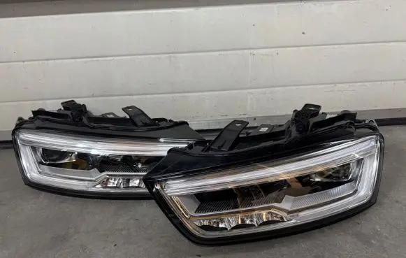Audi Q3 8U Headlights/headlamps set 