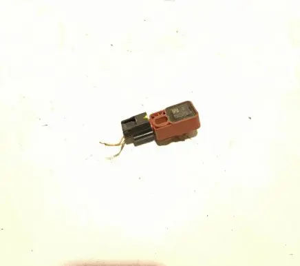 Dacia Duster II Airbag deployment crash/impact sensor 988308712R 38688400 190718
