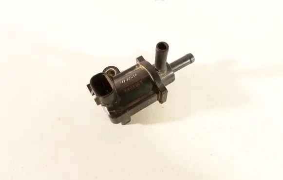 Toyota Aygo AB10 Vacuum valve 90910WC001 HU1362003090 1362003090