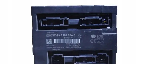 Audi A4 S4 B8 8K Comfort/convenience module 8K0907064C