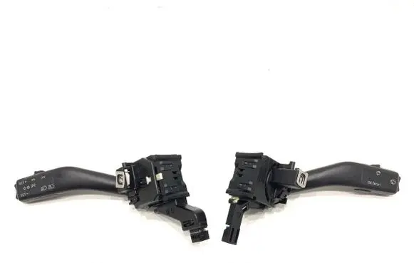 Wiper turn signal indicator stalk/switch