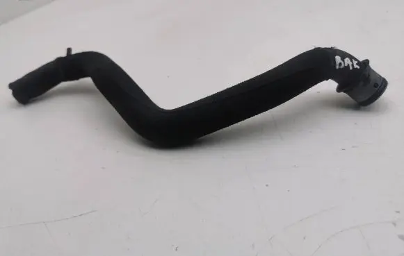Mercedes-Benz CLS C218 X218 Engine coolant pipe/hose A2125015782