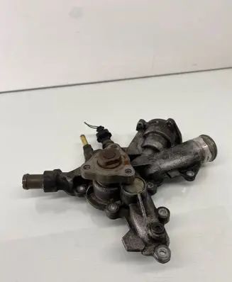 Opel Astra H Water pump 24469103