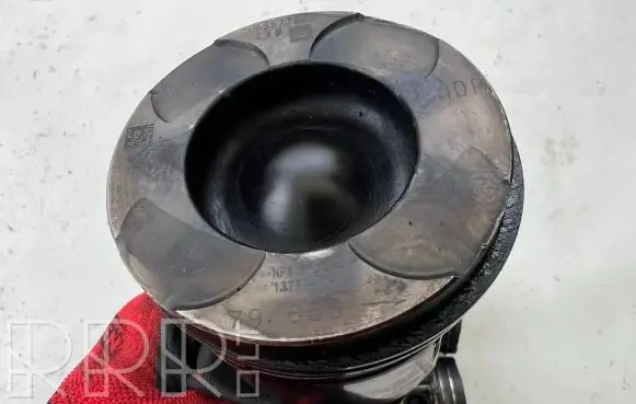 Opel Astra J Piston 0687776332 55577553