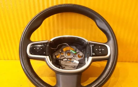 Volvo V60 Steering wheel 31407817
