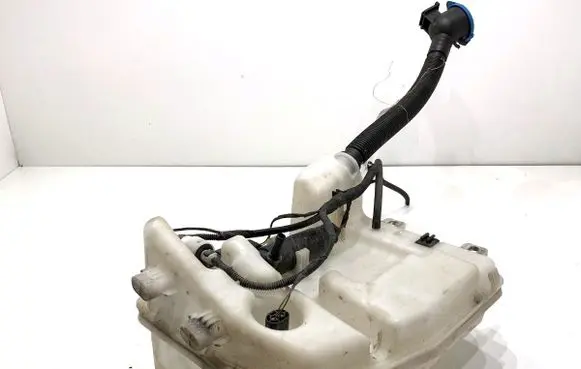 BMW X1 F48 F49 Windshield washer fluid reservoir/tank 7369649