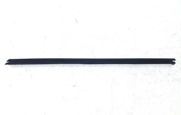 Ford Escape IV Front door glass trim molding LJ6BS20571 LJ6BS20571A Q7ZUC