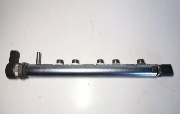 BMW 3 E90 E91 Fuel main line pipe 780912801 0445214183