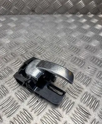 Nissan Qashqai Front door interior handle 80670 8449 8440