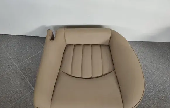 Mercedes-Benz CLS C219 Rear seat A2199200150