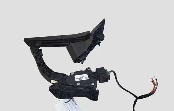 KIA Sorento Accelerator throttle pedal PA66GF40