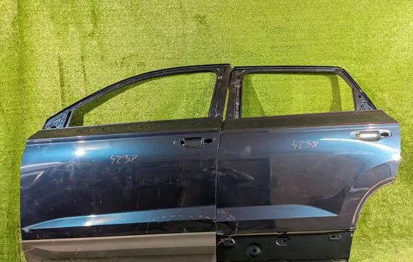 Skoda Karoq Front door 
