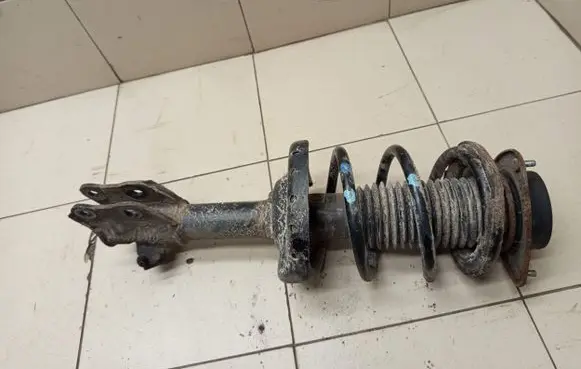 Subaru Forester SH Front shock absorber with coil spring